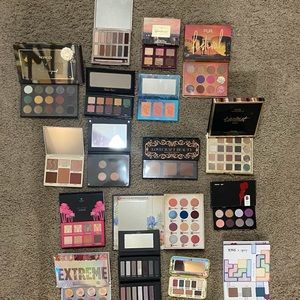 21 full size Makeup pallets